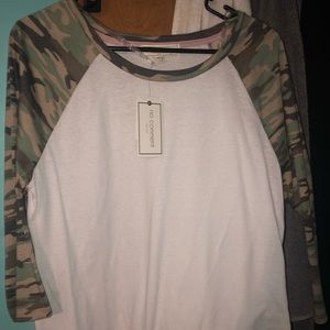 half sleeve tee